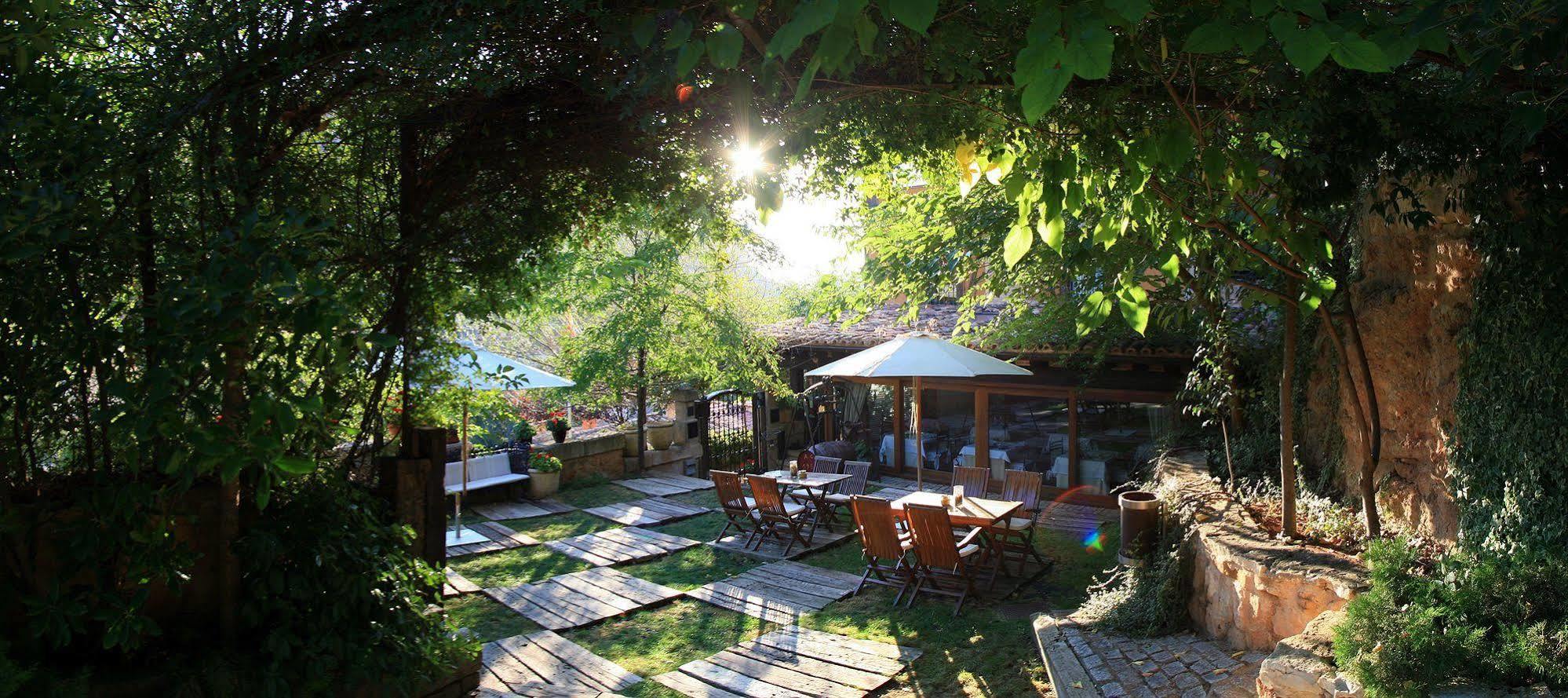 Hotel Rural Castillo De Somaen Exterior photo